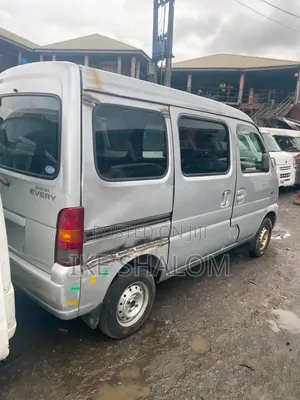 Suzuki Every 2010 Silver