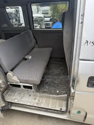 Suzuki APV Minibus 2010 Grey