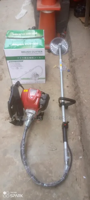4 Stroke Bag Pack Brush Cutter Machine