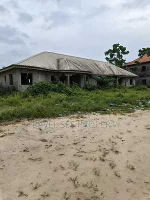 3bdrm Block of Flats in Araromi Ibeju Lekki for sale