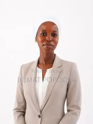 Female Virtual Personal Asistant