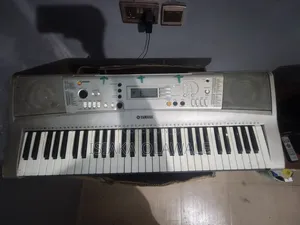 Yamaha Keyboard