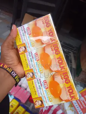Extract Egg Yolk and Tomato Soap (Lab White)By 6