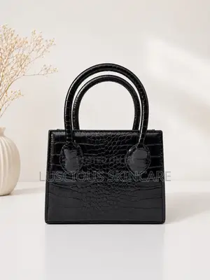 Black Hand Bag