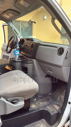 Ford E250 2013 White