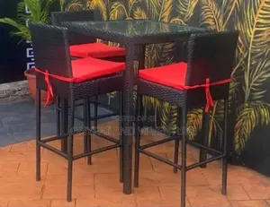 Quality Outdoor Bar Table and Chairs