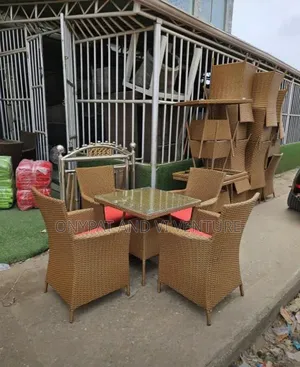 High Quality Outdoor and Garden Table and Chairs