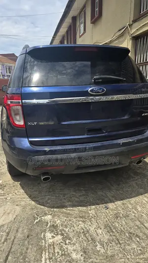 Ford Explorer XLT 4dr 4x4 (3.5L 6cyl 6A) 2012 Blue