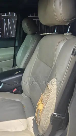 Ford Explorer XLT 4dr 4x4 (3.5L 6cyl 6A) 2012 Blue