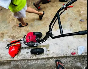 4 Stroke Brush Cutter
