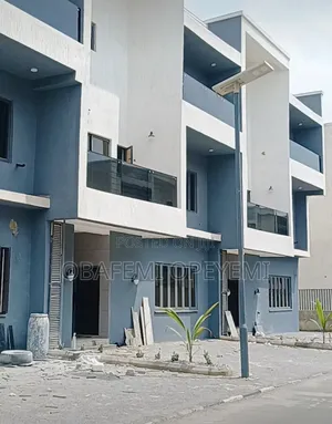 4bdrm Duplex in Galadimawa Estate for sale