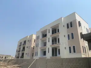 2bdrm Maisonette in The Goldmark, Ikate for sale