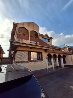 5bdrm Duplex in Secure Location, Governors Road for sale