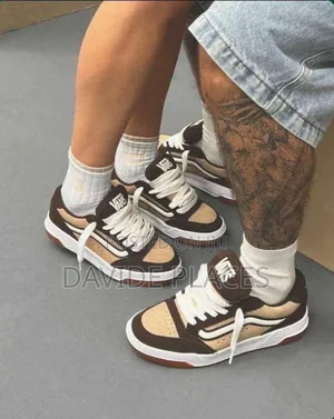 Quality Original Unisex Vans Sneakers Brown