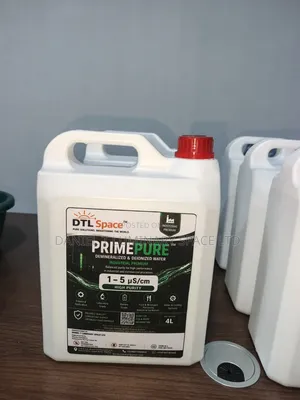 Laboratory Grade Distilled Water (Demineralized Deionized Water)