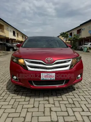 Toyota Venza 2011 Red
