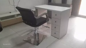 Saloon Chair and Table