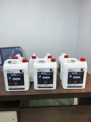 Ultra Pure Distilled Water. Dm Di Water For Industrial Domestic Use 4l