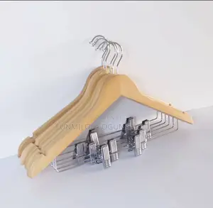 Wooden Hanger With Clip 10pcs