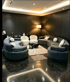 High Classic Luxury Truckey Sofa