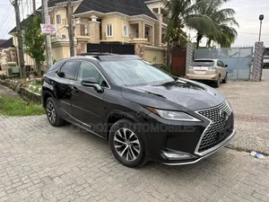 Lexus RX 2022 Black