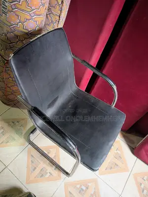 Sturdy Black Leather Office Chair / Visitor Chair