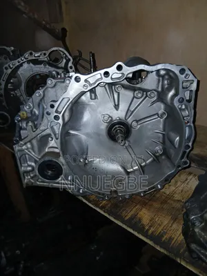 Direct Tokunbo Gearbox for 30pin Toyota Highlander Soldwith Warranty