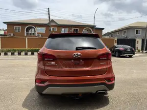 Hyundai Santa Fe SE AWD 2018 Orange