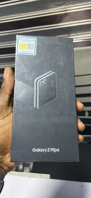 New Samsung Galaxy Z Flip6 256 GB Black