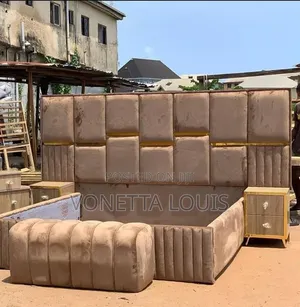 Stunning Modern Tufted Bed - Premium Quality