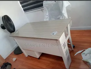 Office Table / Modern Study Table