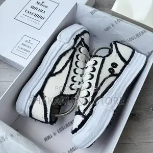 Maison Mihara Yasuhiro Peterson Og Sole Low-Top “Overhanging - White