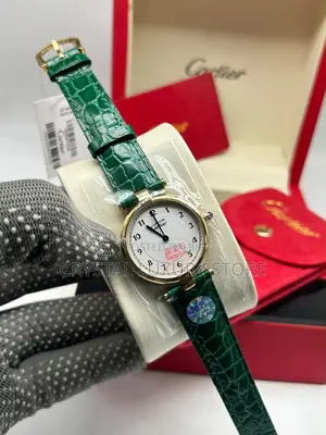 Cartier Quality Luxury Ladies Genuine Leather Wristwatch