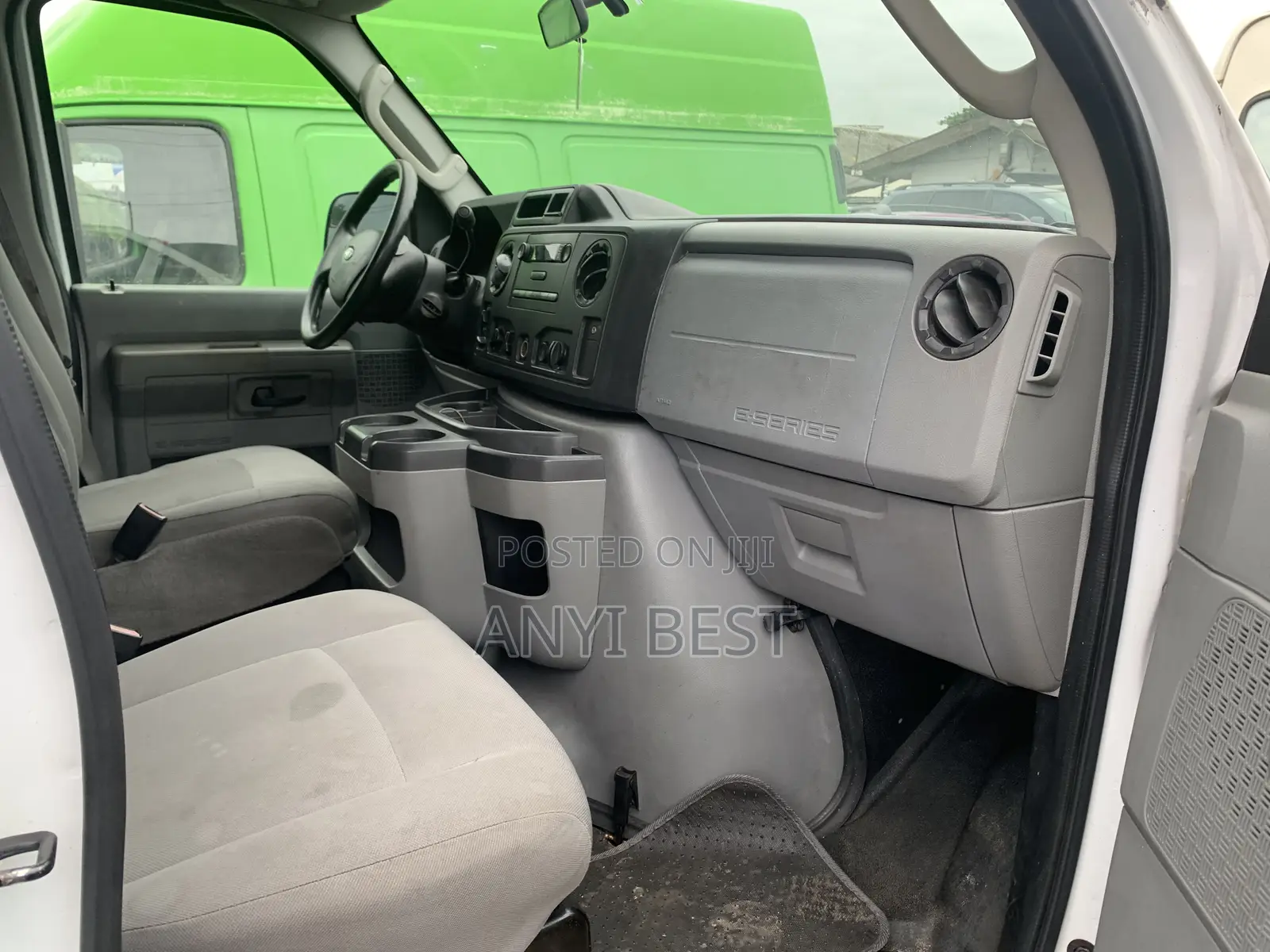 Ford E450 2012 White