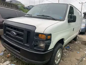 Ford E450 2012 White