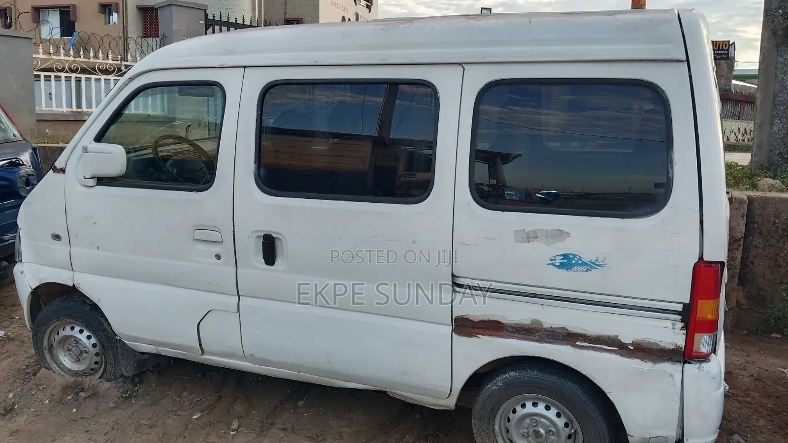 Suzuki Every 2010 White