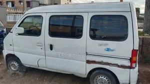 Suzuki Every 2010 White