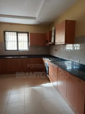 3bdrm Block of Flats in Wuye for rent