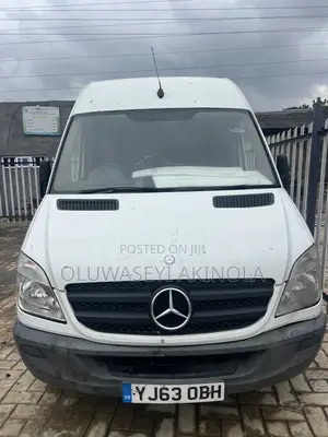 Mercedes-Benz Sprinter 2010 White