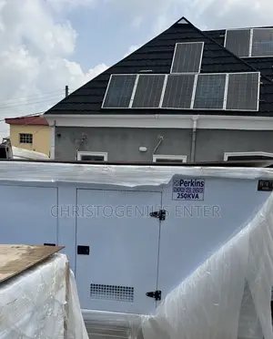250kva Perkins Soundproof, Generators
