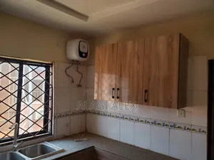 Furnished 3bdrm Block of Flats in Same Global Estate, Dakwo District