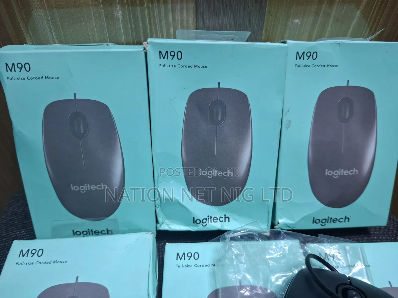 M90 Logitech Cable Mouse