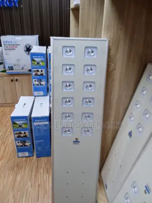 Original 100w Wakatek Solar Street Light / NDDC Approved