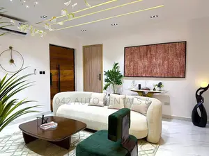 A Brand New Luxury 2 Bedroom With 3 Balconies