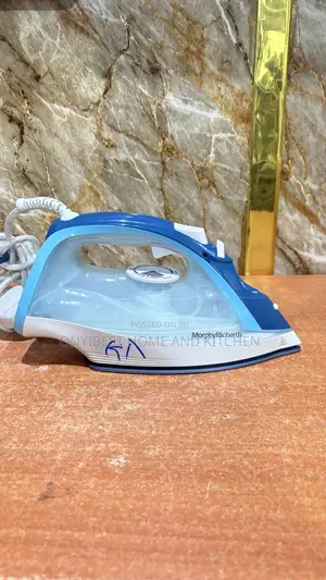 Morphyrichards Steam Iron