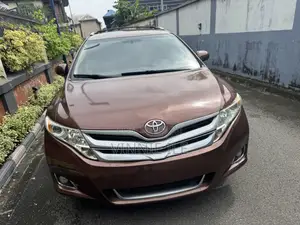 Toyota Venza Limited 2010 Brown