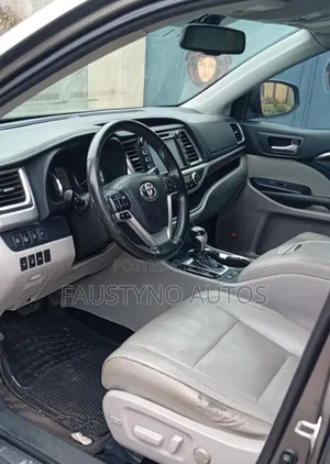Toyota Highlander 2014 Gray