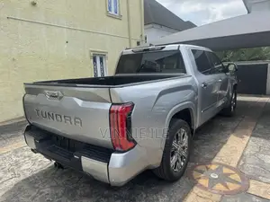 Toyota Tundra Limited Double Cab 6.5' Bed 2024 Silver