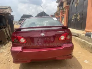 Toyota Corolla 2006 Red