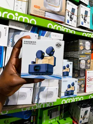 Q9 Wireless Microphone – Plug Play